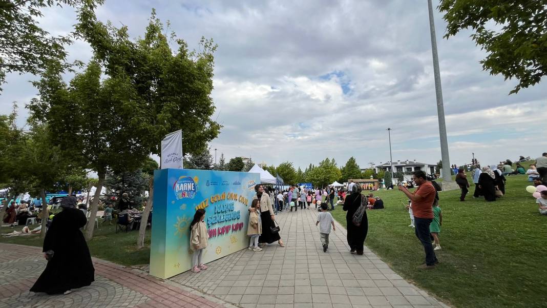 Selçuklu’da karne sevinci şenliğe dönüştü! Yüzlerce çocuk akın etti 7